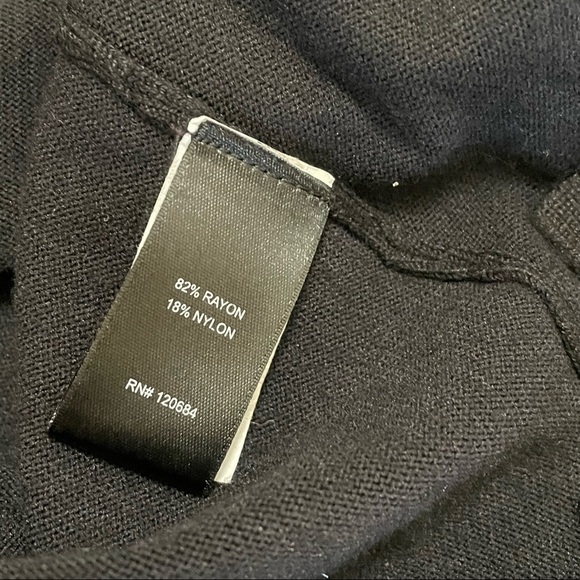 Torrid FAUX LEATHER SLEEVE SWEATER Black Pullover Long Sleeve Sz 0 (large) - Picture 9 of 11